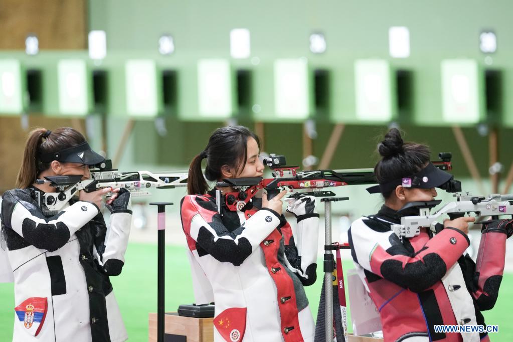 La shooting team cinese: partecipazione all'allenamento 