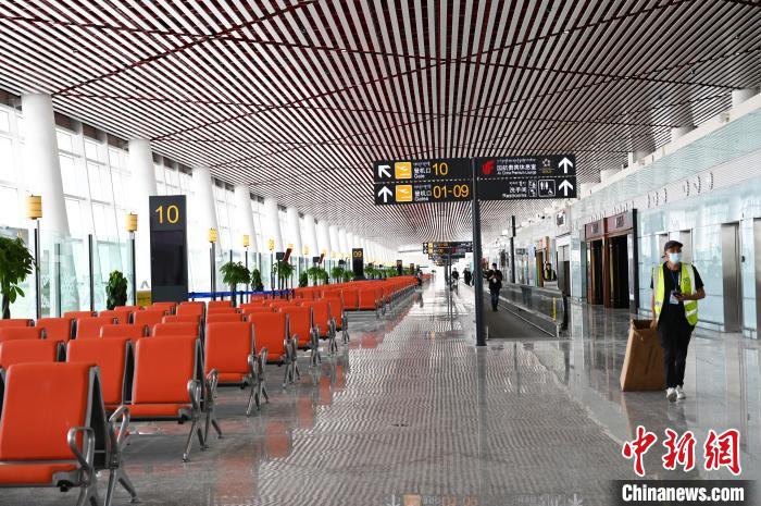 Aprirà ai voli il più grande terminal tibetano dell'aeroporto Gonggar di Lhasa
