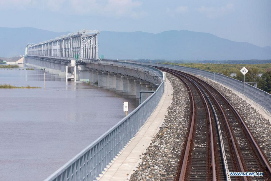 Heilongjiang: completata la posa dei binari per il ponte ferroviario tra Cina e Russia