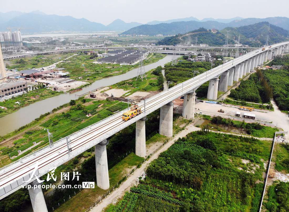 Taizhou: in costruzione la prima linea ferroviaria ad alta velocità finanziata dai privati