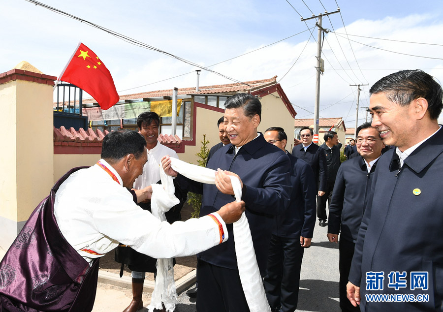Xi Jinping nel Qinghai per visita d'ispezione nella prefettura autonoma tibetana di Haibei