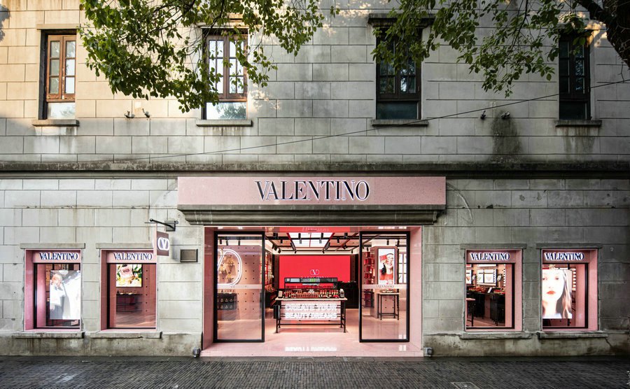 Valentino Beauty apre il suo primo negozio in Cina continentale a Shanghai