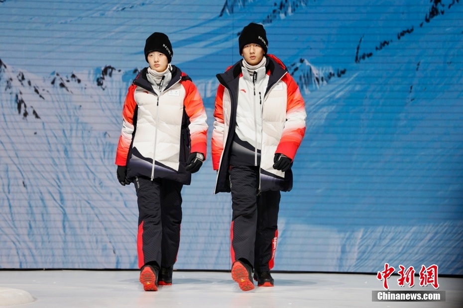 Beijing: svelate le divise ufficiali per personale, funzionari tecnici e volontari dei giochi olimpici invernali
