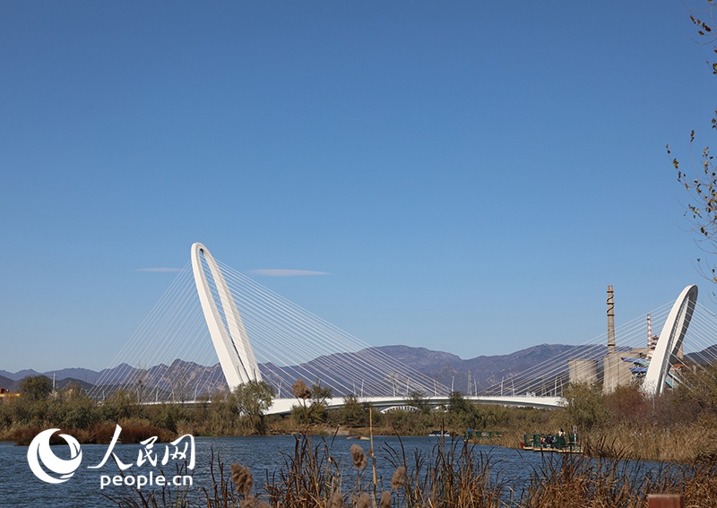 Visita al trampolino di Salto con gli Sci del Parco Olimpico Invernale accanto al Parco Shougang