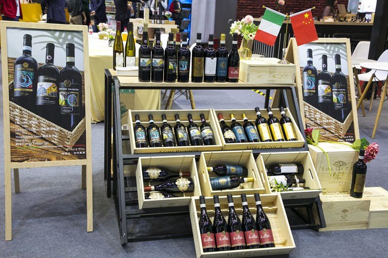 Aziende vinicole italiane volgono lo sguardo a maggiori opportunità in Cina