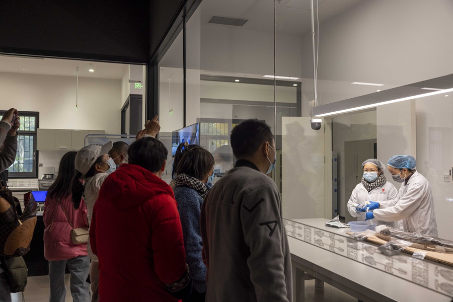  I visitatori nel Museo di Sanxingdui. (Foto/Yuan Ding)