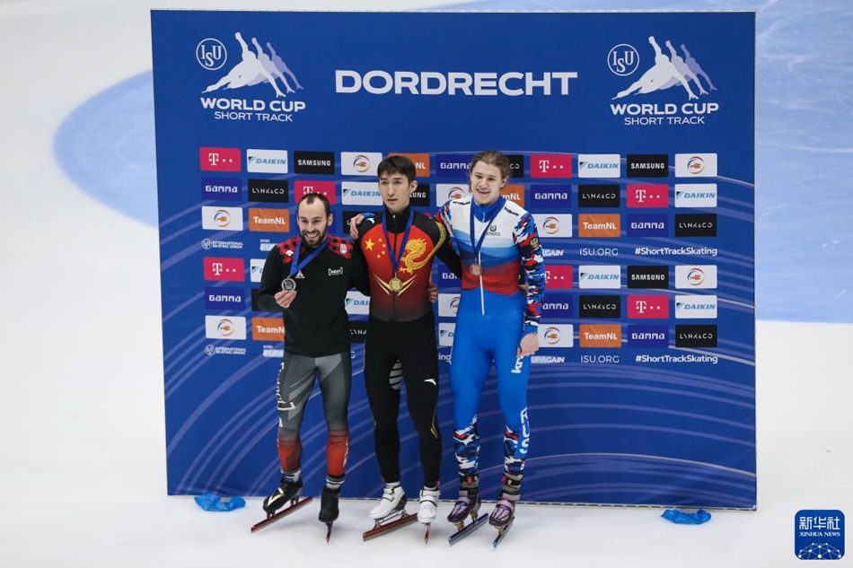 Coppa del mondo di Short Track a Dordrecht: Wu Dajing vince il titolo per i 500m uomini