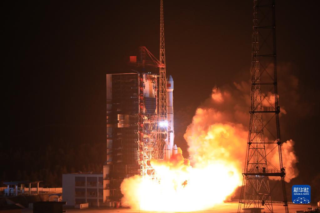 Cina, lanciato con successo il satellite n.2 della costellazione Tianlian 2