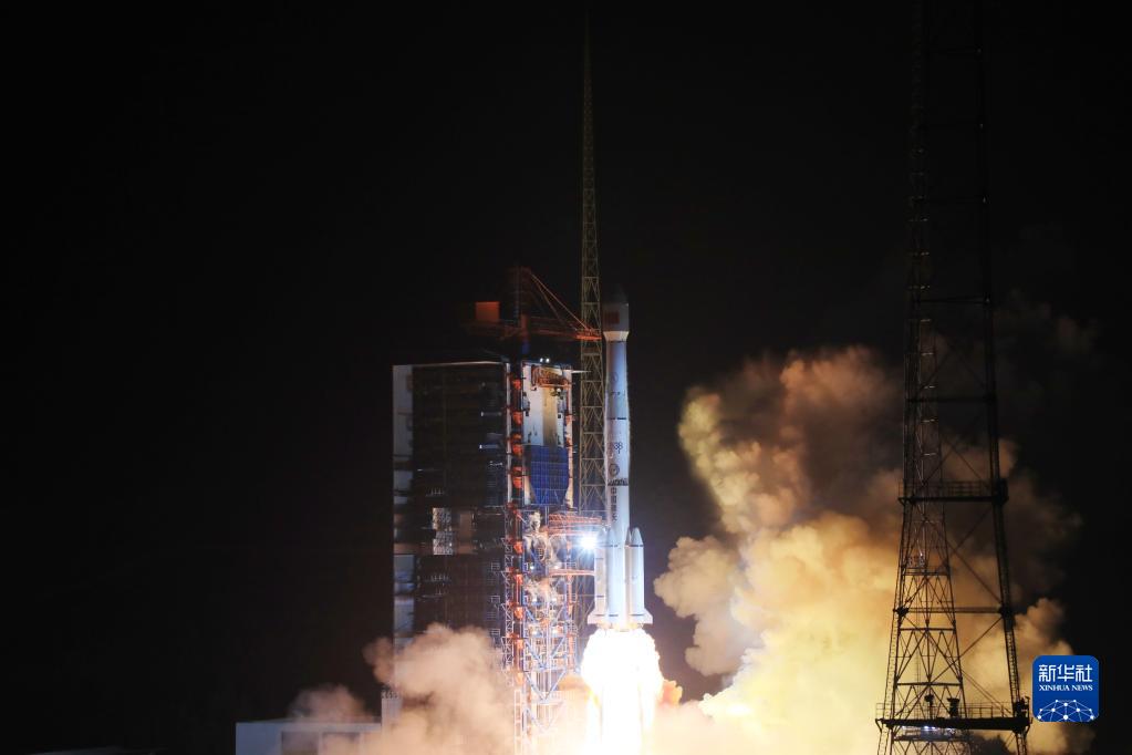 Cina, lanciato con successo il satellite n.2 della costellazione Tianlian 2