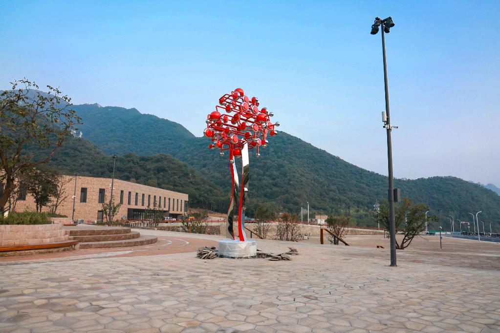 Collocata a Beijing la scultura dell'artista torinese per le Olimpiadi Invernali 2022
