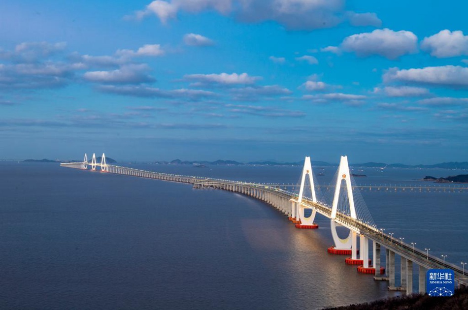Zhejiang: Ponte Zhoushan-Daishan ufficialmente aperto al traffico