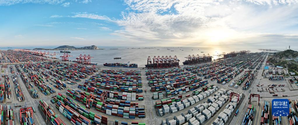 2021, fervente attività dei porti cinesi