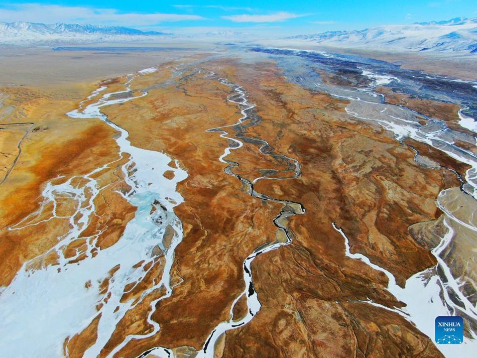 Jiuquan, Gansu: paesaggio gelato della prateria di Haltent