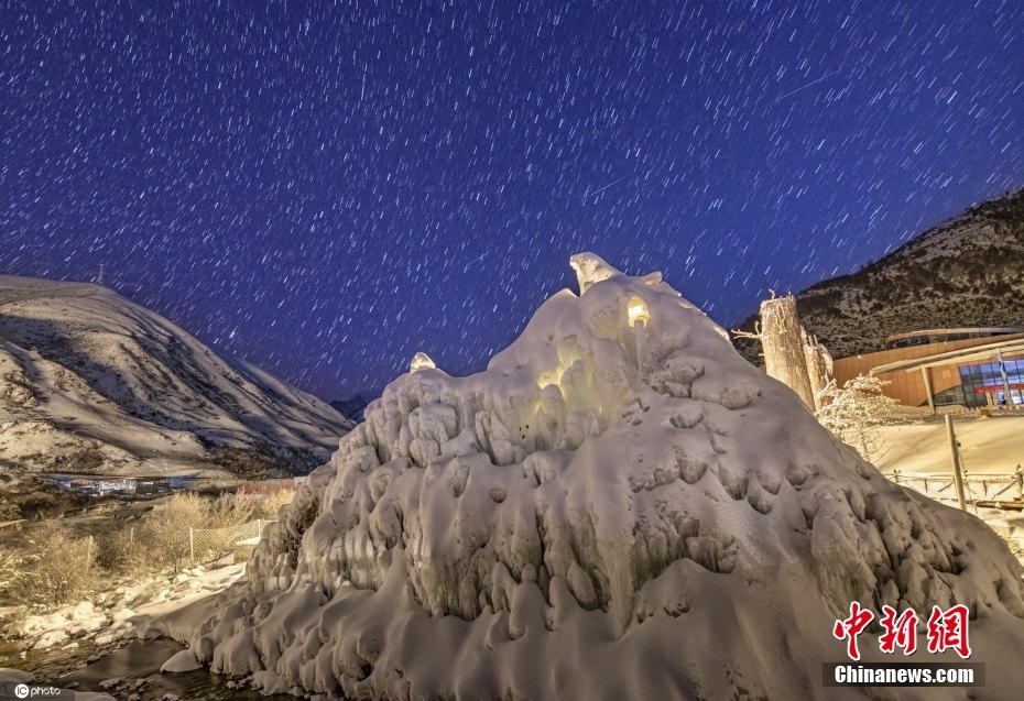 Lixian, Sichuan: Monti Zhegu sotto il cielo stellato