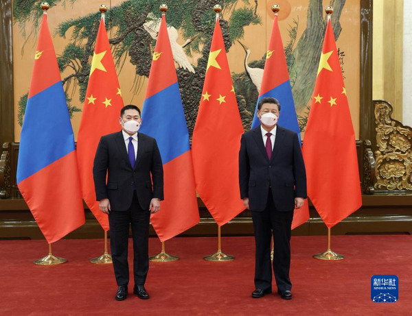 Xi Jinping incontra il primo ministro della Mongolia
