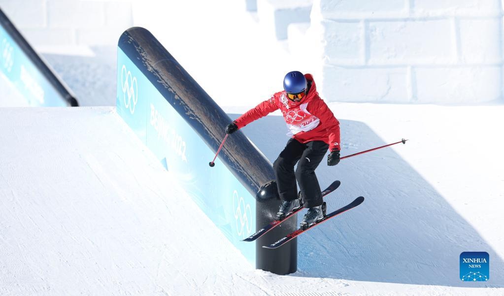 Beijing 2022: la cinese Gu Ailing accede alle finali di slopestyle freeski femminile
