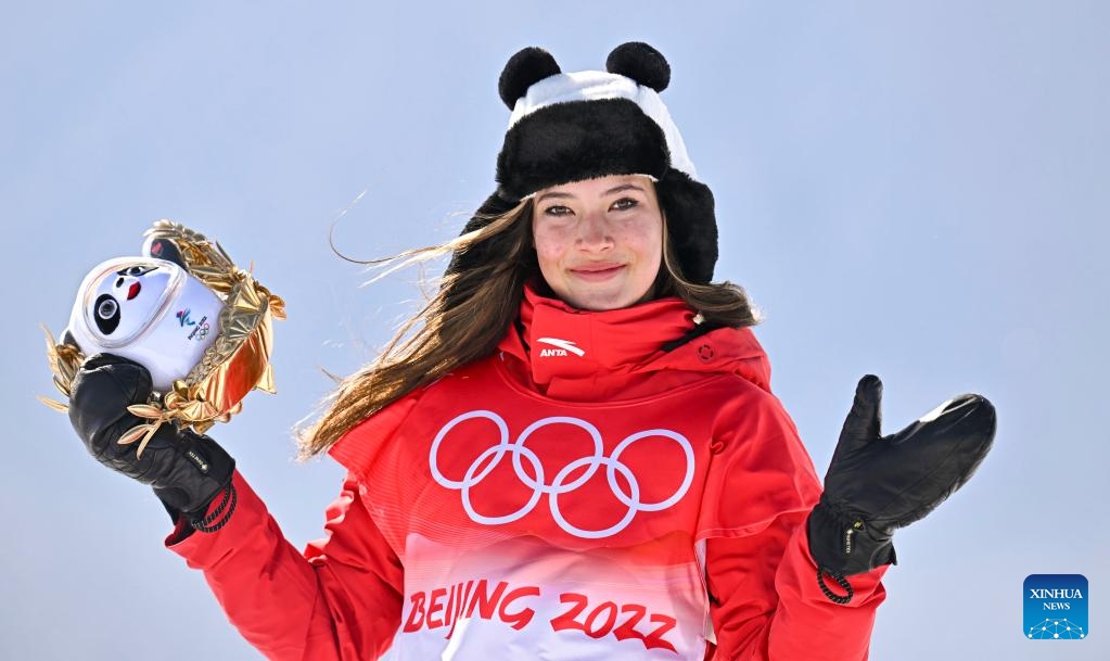 Beijing 2022: Gu vince l'halfpipe di freeski femminile, il suo secondo oro per la Cina