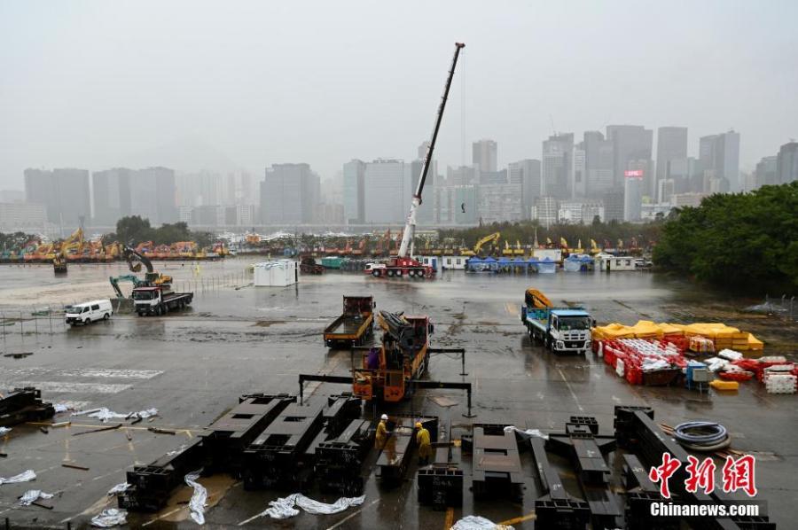 Cina continentale aiuta Hong Kong a costruire strutture di isolamento per il Covid-19 