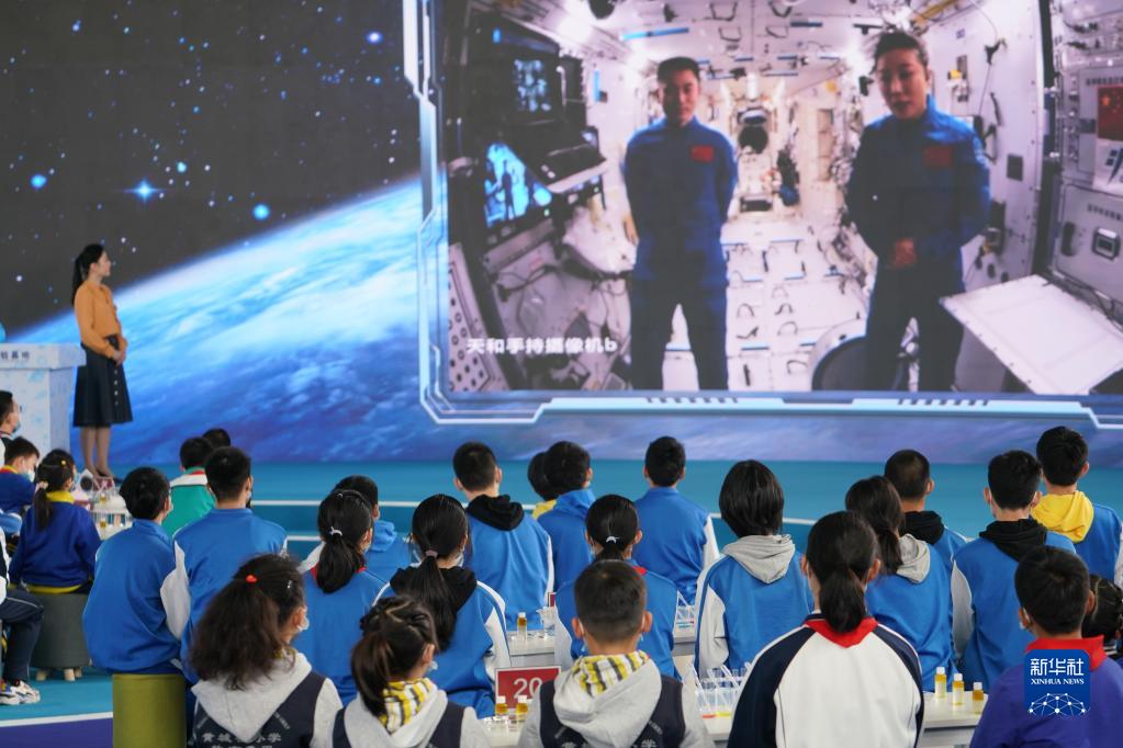 Stazione Spaziale cinese, completata con successo la seconda lezione spaziale