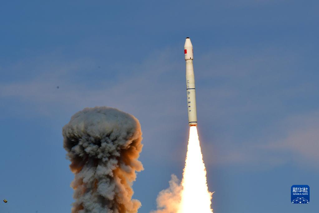 Cina, lanciati nuovi satelliti per il programma Tianping 2