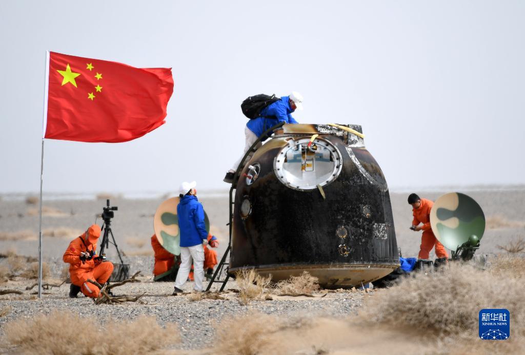 Shenzhou n.13: atterrata con successo sulla Terra