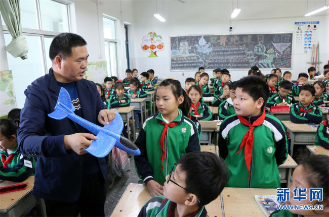 Luoyang, divulgazione delle scienze astronautiche per gli alunni