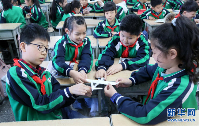 Luoyang, divulgazione delle scienze astronautiche per gli alunni