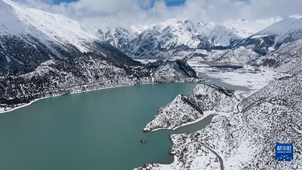 Tibet: scenario del lago Ra'og a Qamdo