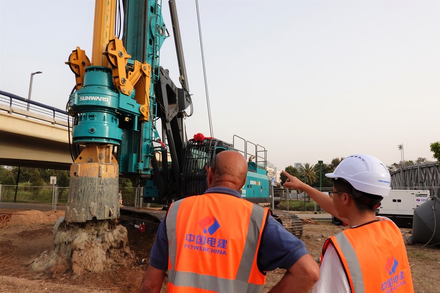 Azienda cinese inizia la costruzione del ponte e della stazione della linea verde della metropolitana leggera di Tel Aviv