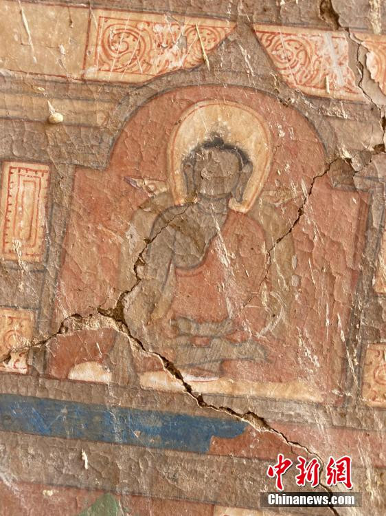 Pitture e incisioni rupestri scoperte per la prima volta nel canyon del Qinghai