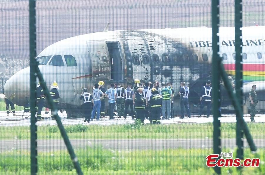 Chongqing: aereo slitta fuori pista, oltre 40 feriti portati in ospedale