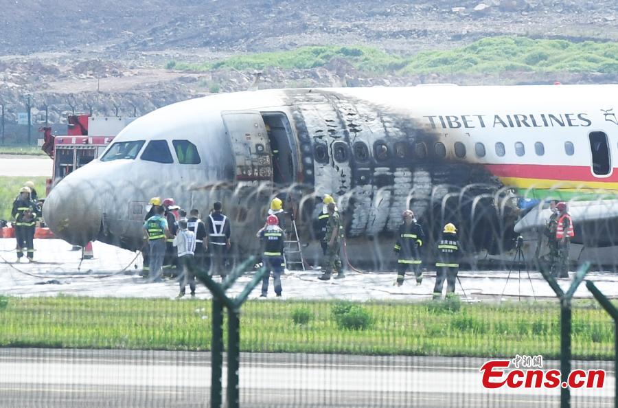 Chongqing: aereo slitta fuori pista, oltre 40 feriti portati in ospedale