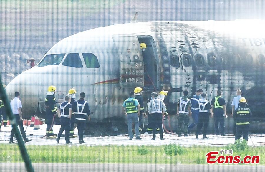 Chongqing: aereo slitta fuori pista, oltre 40 feriti portati in ospedale