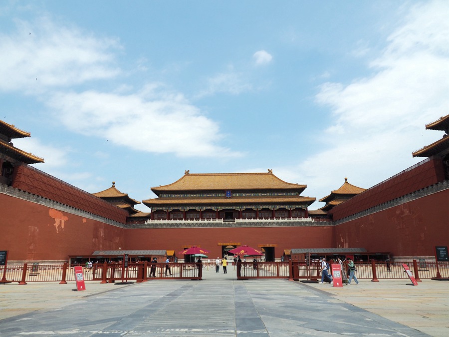 I turisti nel Museo del Palazzo di Beijing. (7 giugno 2022-Foto/Du Jianpo)