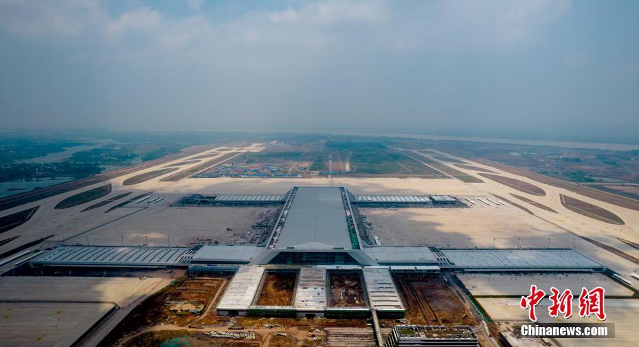 Cina, il primo aeroporto cargo professionale sta per essere messo in funzione