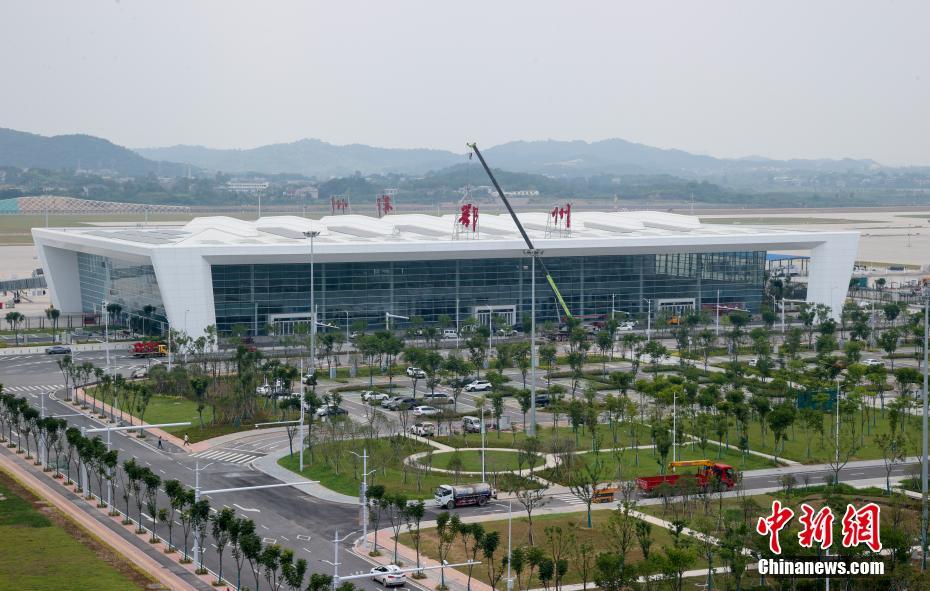 Cina, il primo aeroporto cargo professionale sta per essere messo in funzione