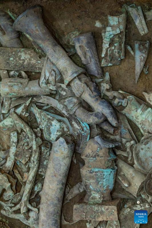Cina: riuniti dopo 3.000 anni i resti di antiche sculture