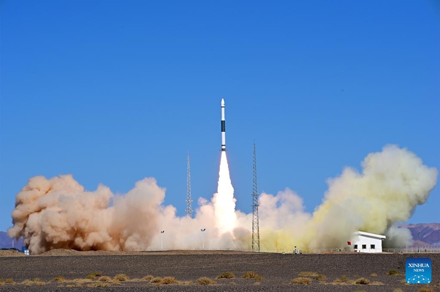 Cina: lanciato nuovo satellite di prova