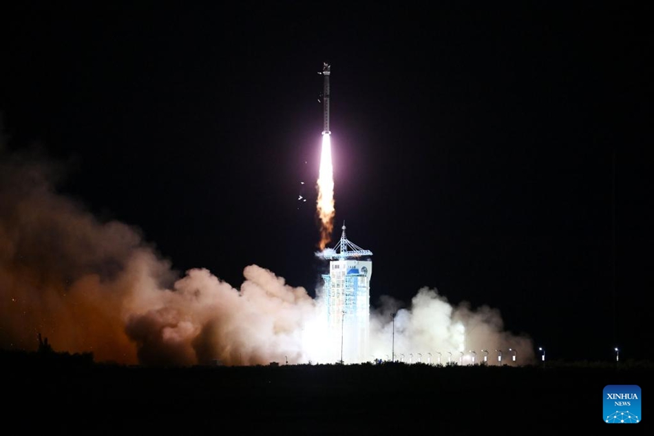Cina: lanciato un nuovo satellite per l'osservazione della Terra