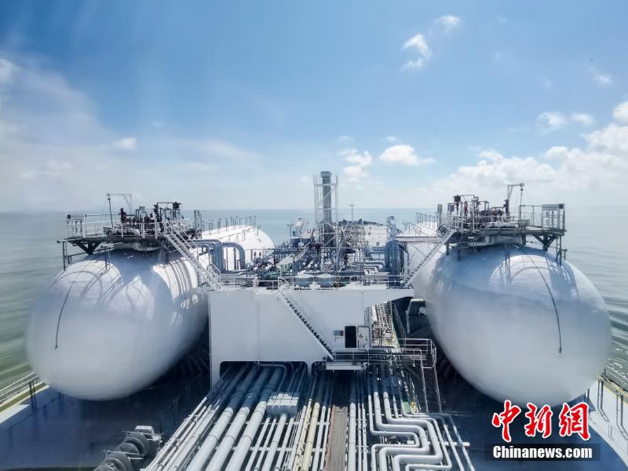 Guangzhou: consegnata la prima nave cisterna Suezmax GNL/carburante dual fuel al mondo