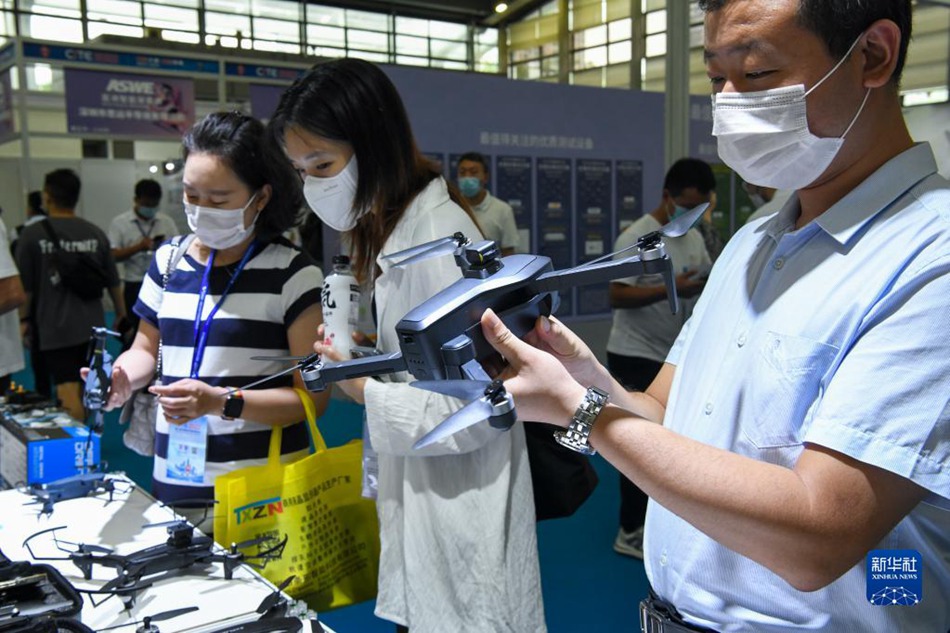 Shenzhen: inaugurata la 10a China Information Technology Expo