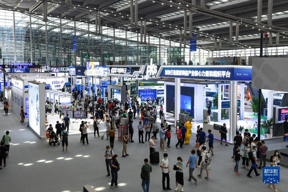 Shenzhen: inaugurata la 10a China Information Technology Expo