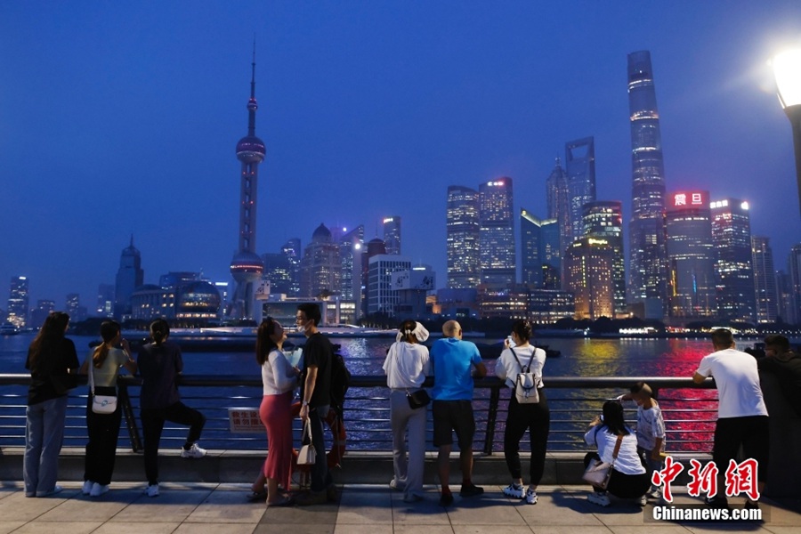 Shanghai: sospesa l'illuminazione paesaggistica in alcune aree