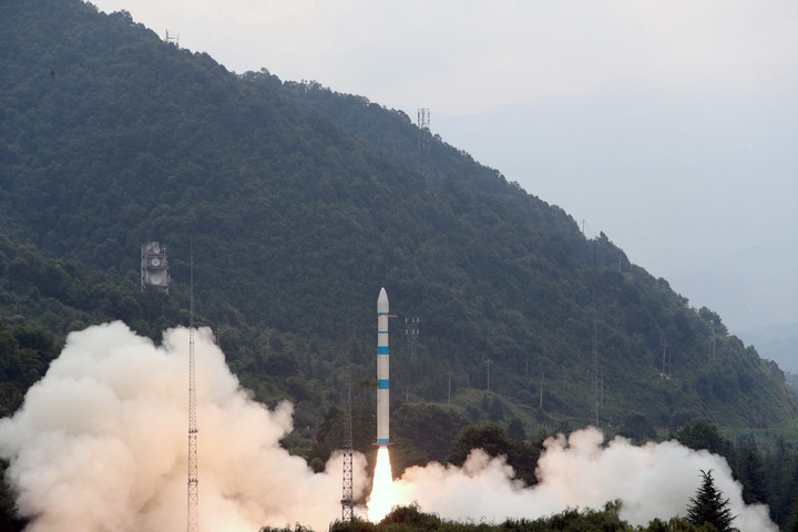 Cina: lanciato con successo satellite Chuangxin-16