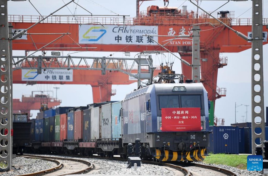 La nuova rotta del treno merci collega lo Shaanxi della Cina con il Vietnam
