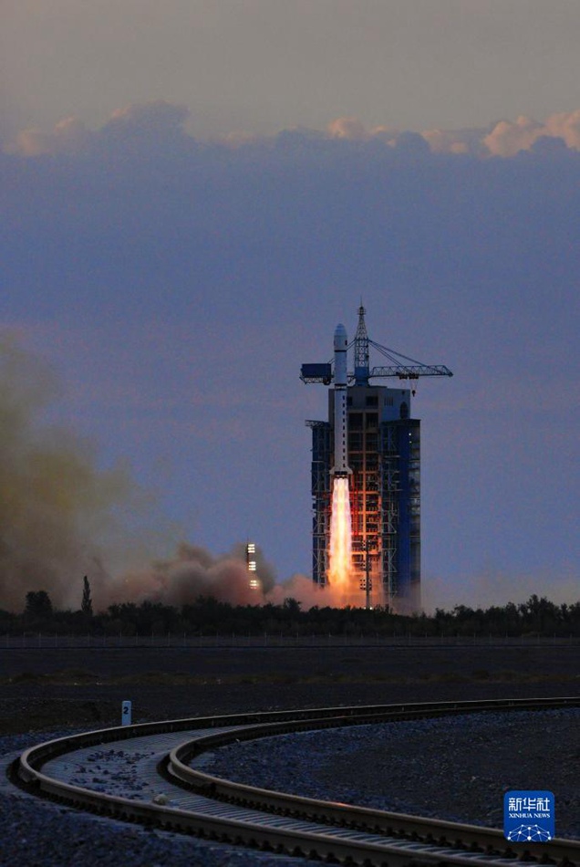 Cina, lanciato con successo satellite Yunhai-1 03