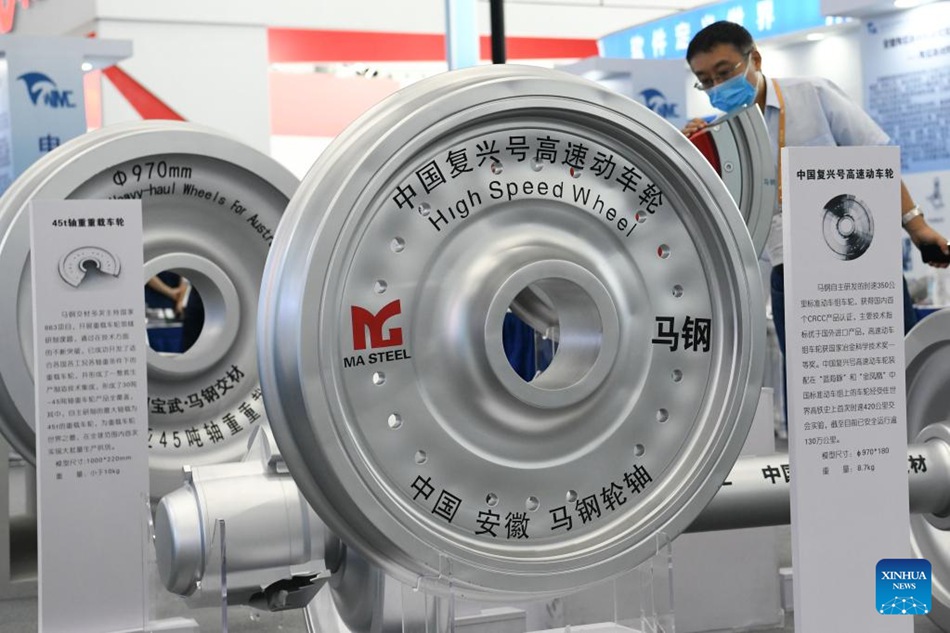 World Manufacturing Convention nella Cina orientale mette in luce la produzione avanzata