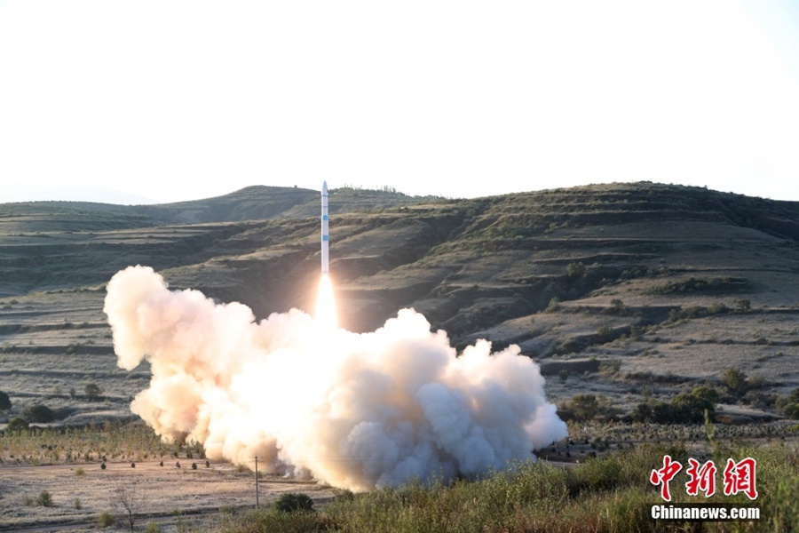 Cina lancia con successo due nuovi satelliti sperimentali