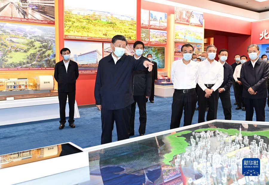 Xi Jinping visita la mostra tematica 