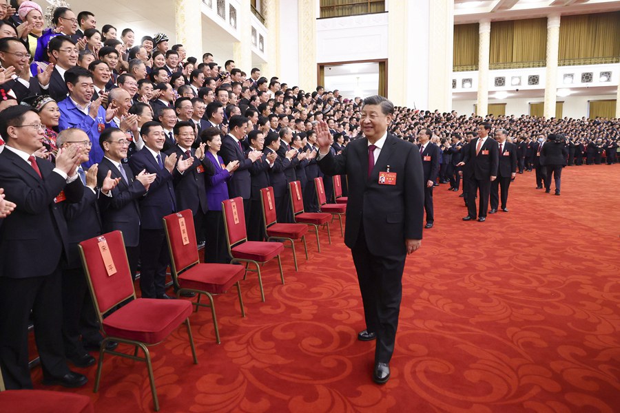 Xi Jinping incontra i delegati, gli ospiti speciali e i partecipanti senza diritto di voto del XX Congresso Nazionale del PCC